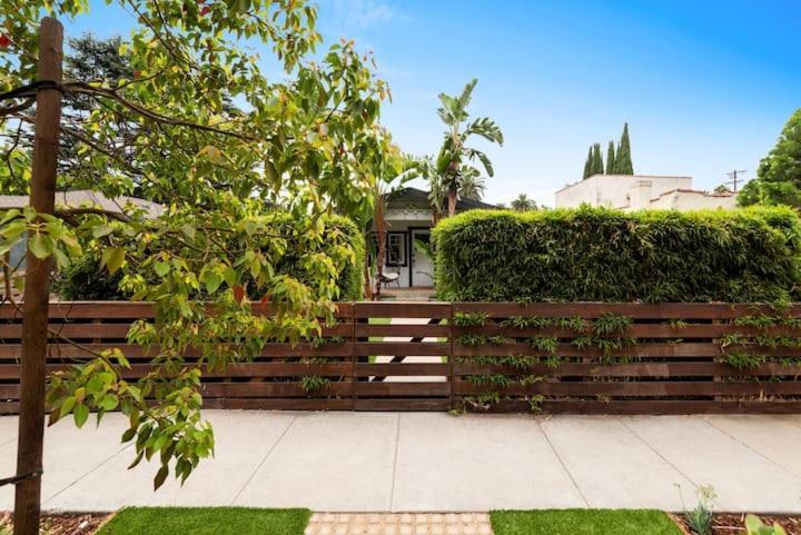 Culver 2 Bedroom Walking Distance To Downtown Los Angeles