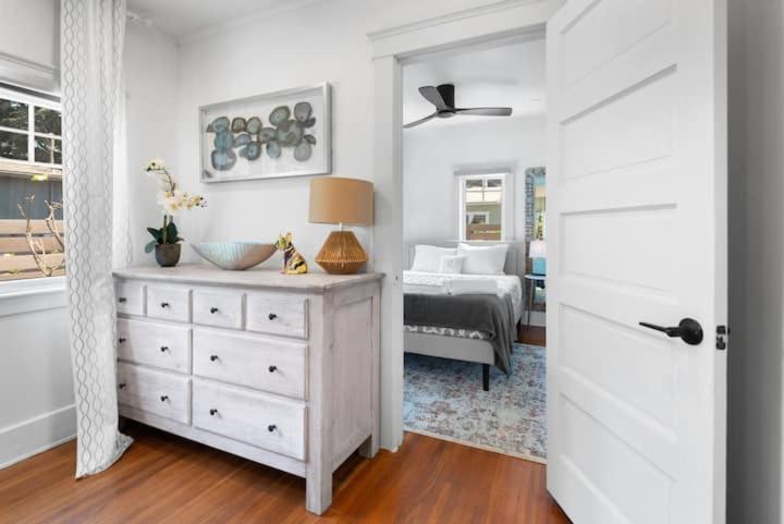 Apartment Culver 2 Bedroom Walking Distance To Downtown *