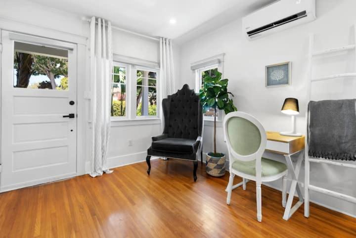 Culver 2 Bedroom Walking Distance To Downtown * Los Angeles